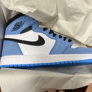 Jordan 1 university blues